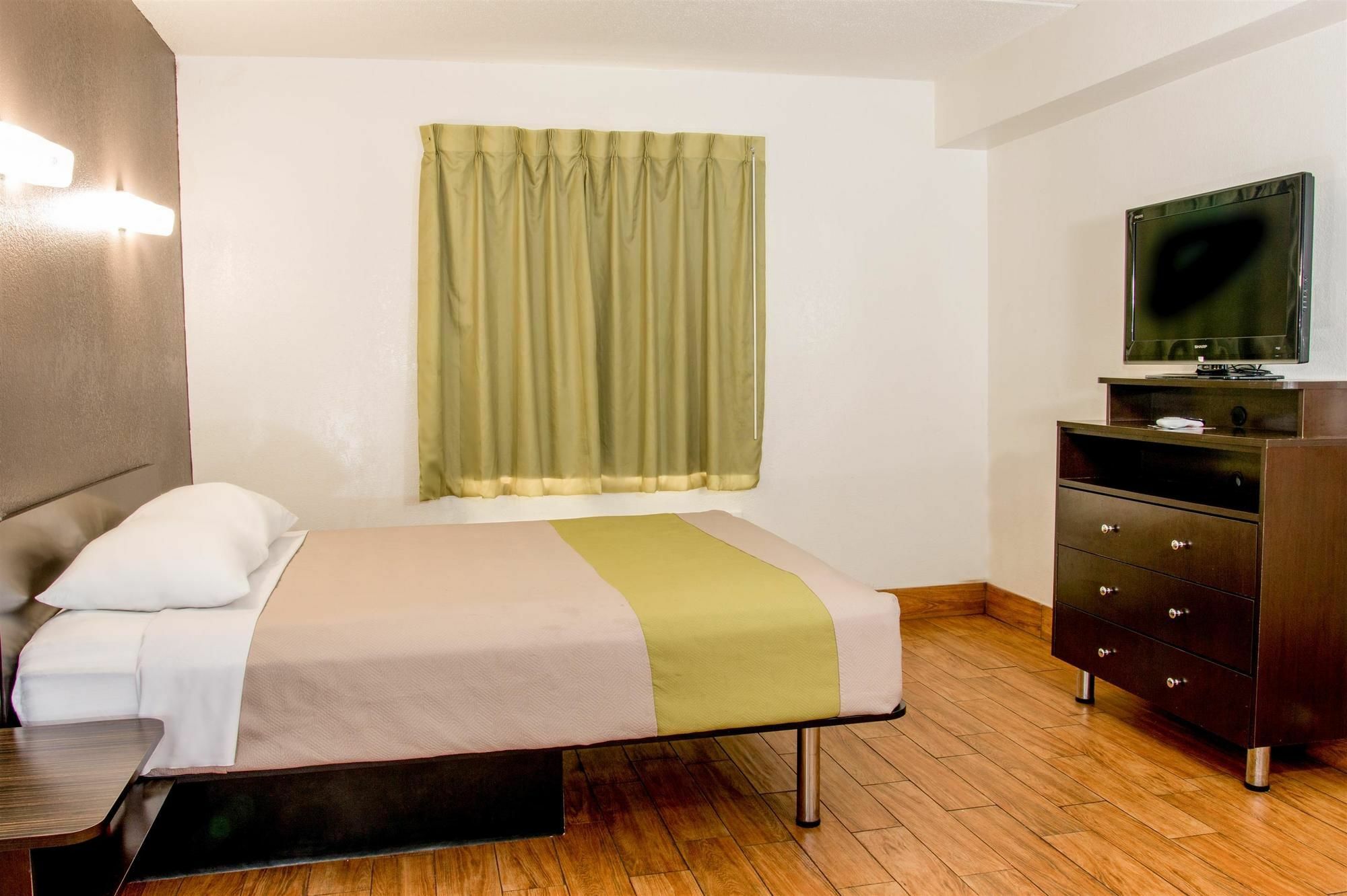 Studio 6-San Antonio, Tx - Lackland Afb Bagian luar foto